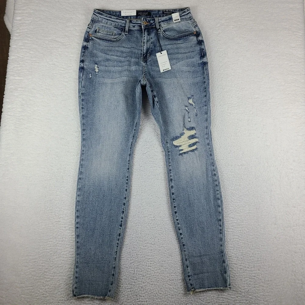 Judy Blue Jeans Womens 16W Blue Boyfriend Fit Distress Light Wash JB88605 NEW